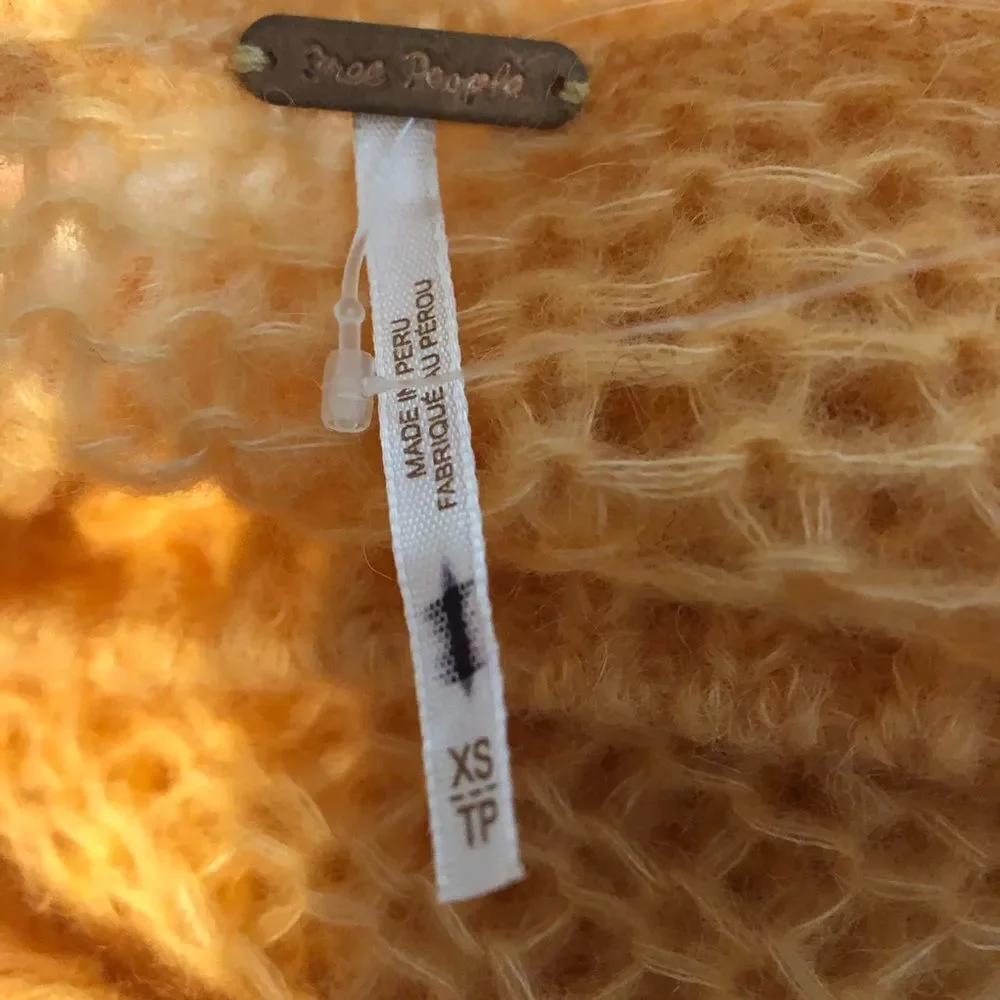 NWOT  free people light sweater size XS